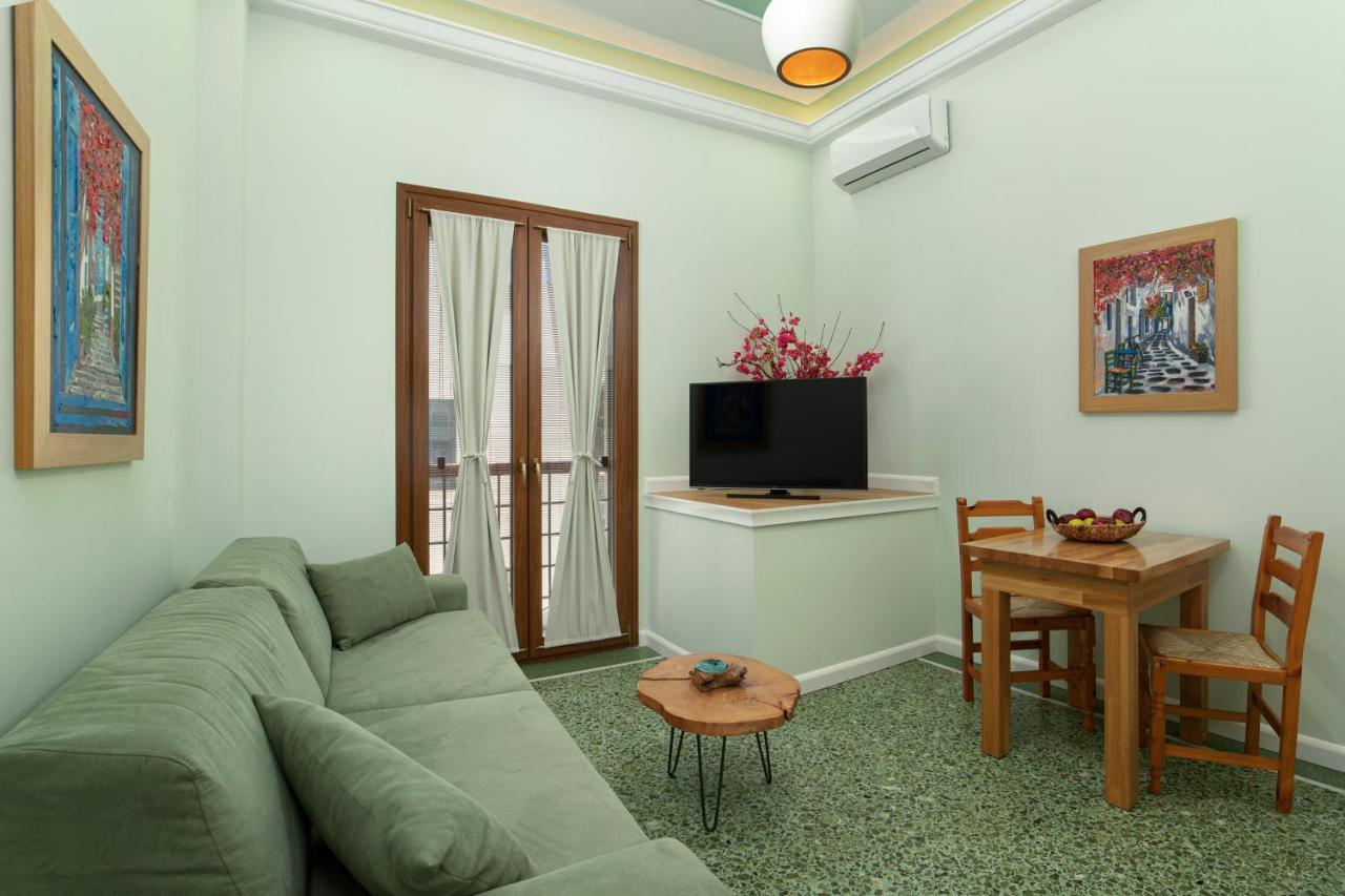 Andros 4 All Seasons Villas & Suites Ormos  Exterior foto
